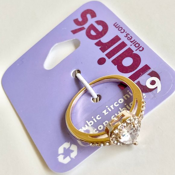 Cubic Zirconia Heart Cocktail Ring Size 9 Gold Tone Plated Solitaire - Picture 10 of 10